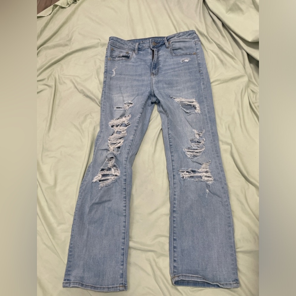 American Eagle light wash distressed jeans